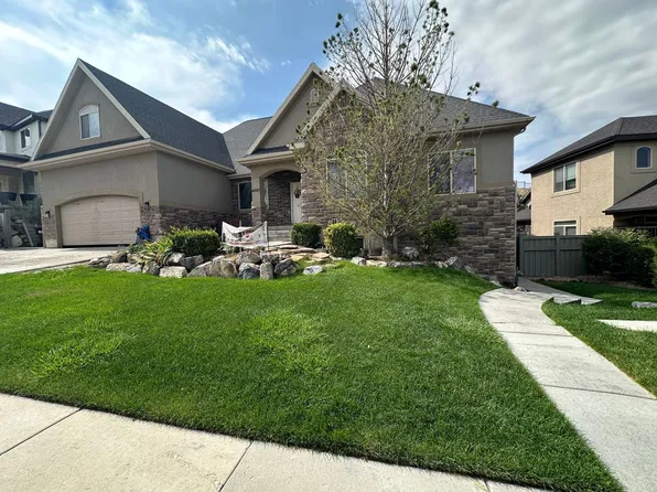 4000 E Mount Airey Dr, Eagle Mountain, UT 84005