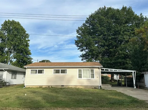 708 Wabash Ave, Paris, IL 61944