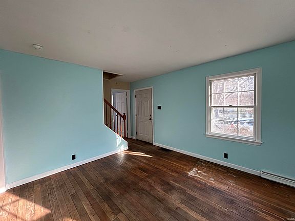 2nd image of 1329 N Elmer St