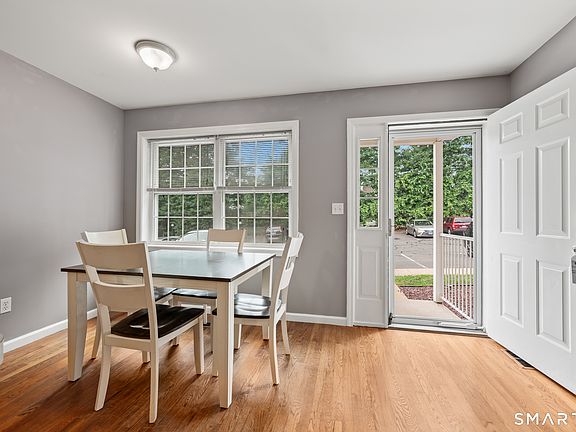 4th image of 107 Marjorie Lane #107