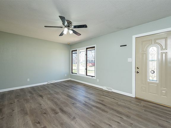 2nd image of 4405 64th St