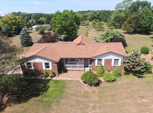 12890 Hadley Rd, Gregory, MI 48137