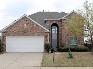 6820 Crenshaw Ln, Denton, TX 76210