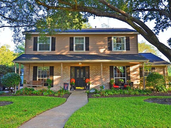 5th image of 15702 Pine Mountain Dr