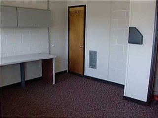 2nd image of 122 Highland Ave