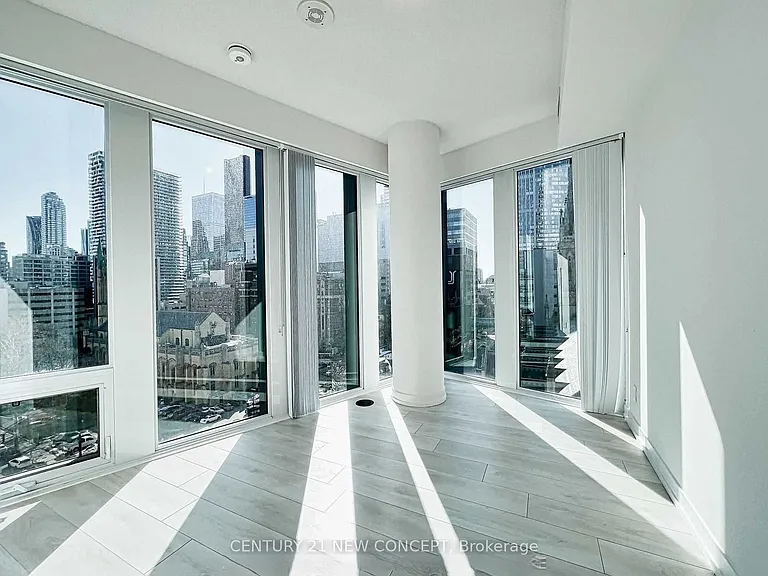 60 Shuter St #1106 — Photo 11