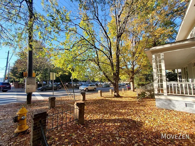 604 N Blount St #B — Photo 16