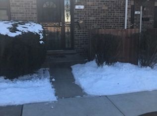 61 Dogwood Ct, Calumet City, IL 60409