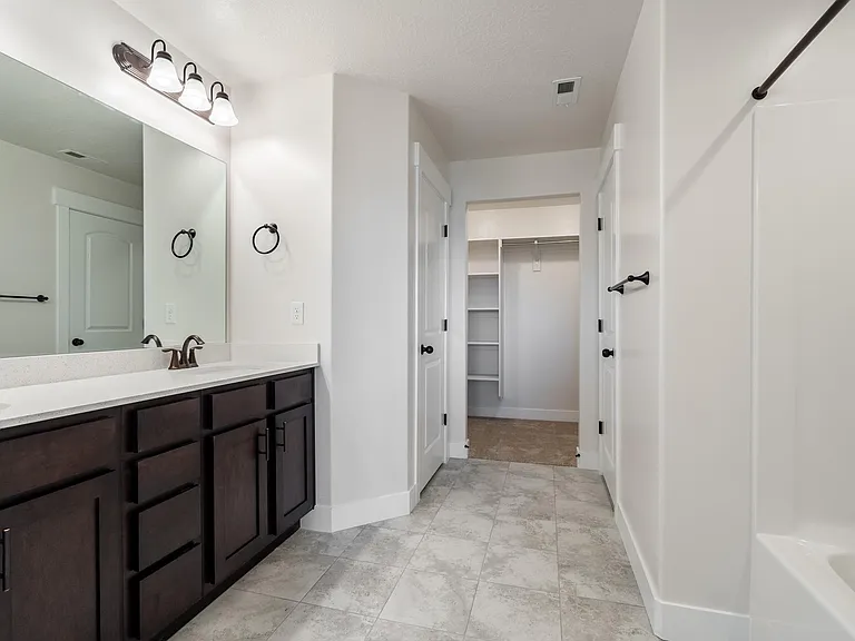 3737 W Big Horn Dr — Photo 6