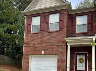 4000 Labrador Way, Lilburn, GA 30047