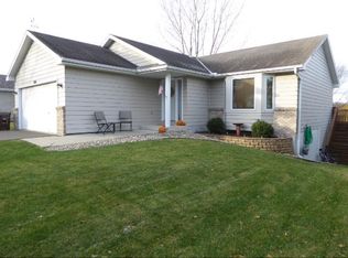 1502 Deerfield Rd, Waconia, MN 55387