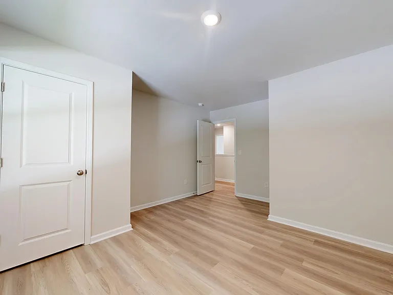 Belmeade Grove — Photo 44