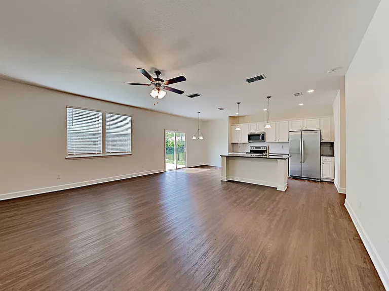 10310 Riverwalk Ct — Photo 6