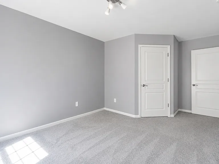45149 Bartlett Dr — Photo 45