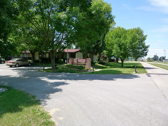 4th image of 5601 S Winthrop Ct #101-M-158