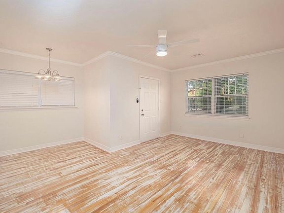 4th image of 816 E Amelia St #816