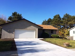 3111 Foliage Ln, Rockford, IL 61109