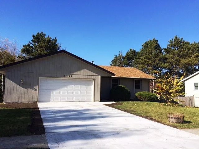 3111 Foliage Ln photo 1