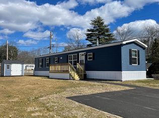 7 Schoppee Dr, Old Orchard Beach, ME 04064