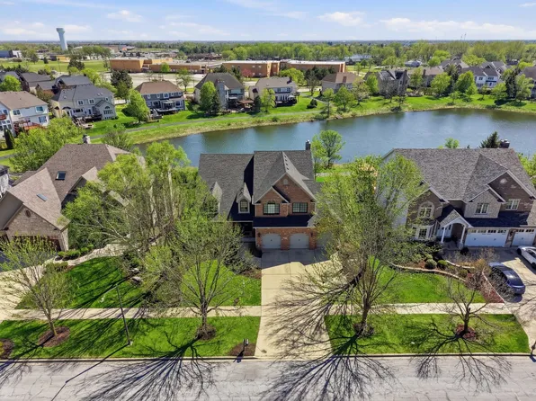 3212 Rollingridge Rd, Naperville, IL 60564