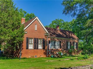 15 Oswichee St, Seale, AL 36875