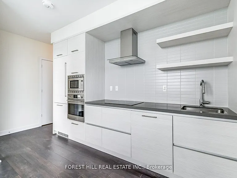 2221 Yonge St #5402 — Photo 18