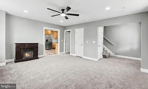 20 N Walnut St #1 — Photo 4
