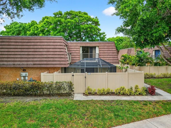 7114 71st Way, West Palm Beach, FL 33407