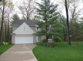6594 Black Hawk Ln, Twin Lake, MI 49457