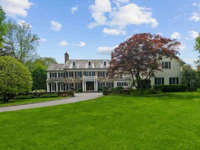 68 Woods End Road, New Canaan, CT, 06840