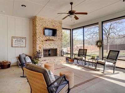 200 Grace Ct, Weatherford, TX, 76088