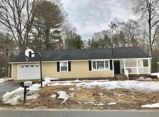 32 Arnold Rd, Sturbridge, MA 01518