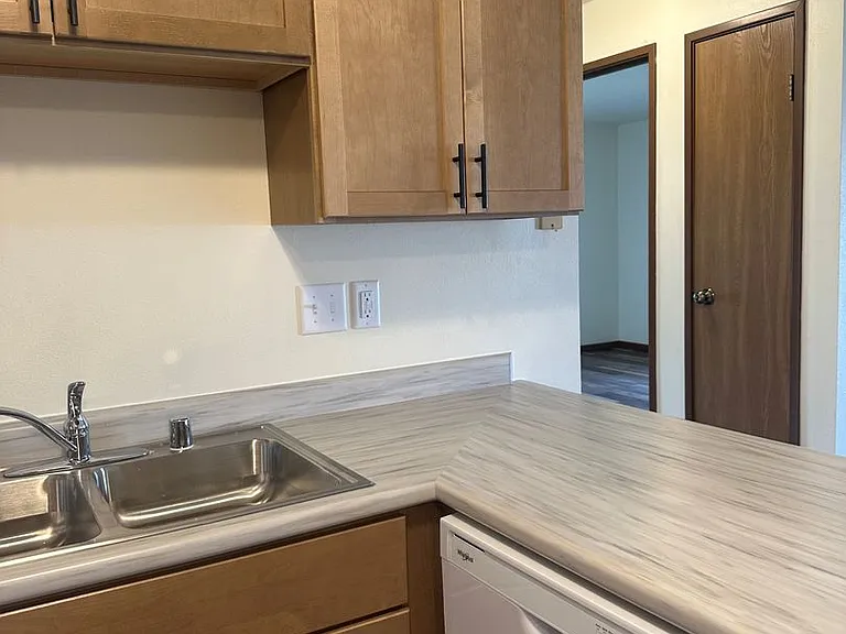 Shadow Creek Apartments — Photo 3
