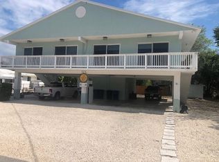 18 Palm Dr, Key Largo, FL 33037