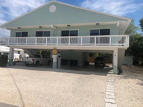 18 Palm Dr Photo 1