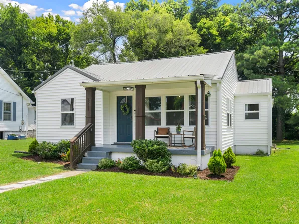 2011 Denham Ave, Columbia, TN 38401