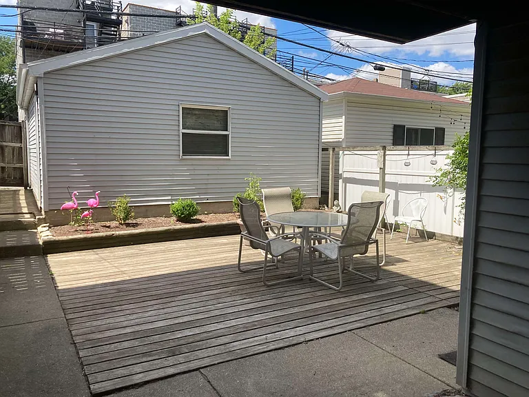 746 S Oakley Blvd #1 — Photo 15