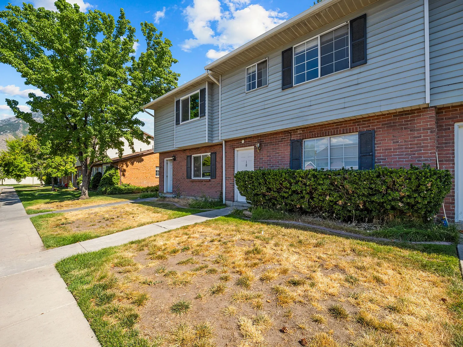 945 S Freedom Blvd Provo, UT 84601 — Photo 2