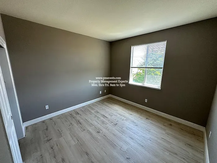 10942 Sea Hawk Ct — Photo 12