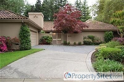 1st image of 3330 Cove Cir