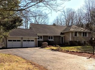 29 Bonnybrook Rd, Norwalk, CT 06850