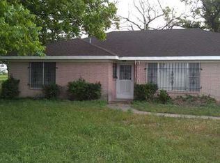 4878 Fm 50, Hearne, TX 77859