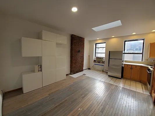 Rented by Ideal Properties Group | media 12