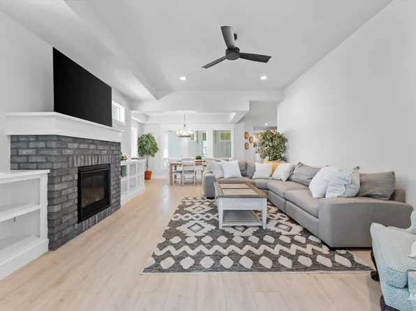 11525 W Soaring Hawk St, Star, ID 83669