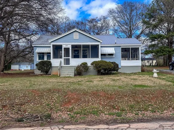 217 Cameron St, Shelby, NC 28152