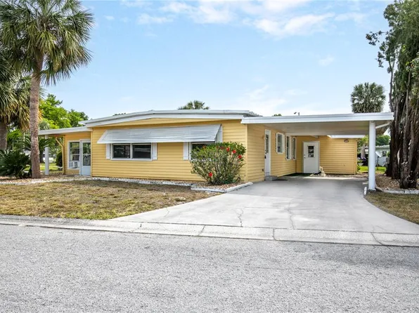726 Viking Ave, Tavares, FL 32778
