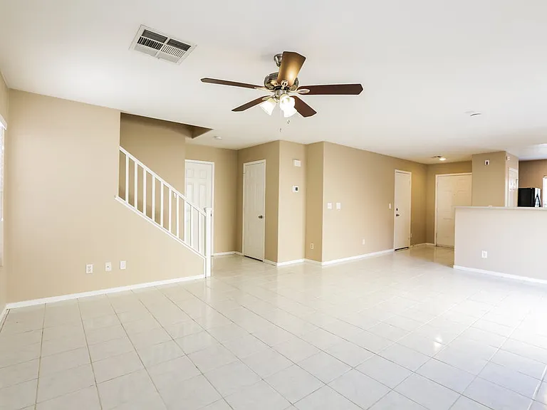 5982 Red Raspberry Ct — Photo 5