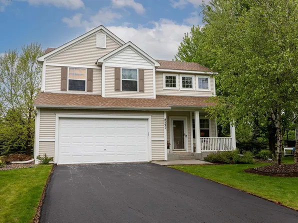 8521 Allegheny Grove Blvd, Victoria, MN 55386