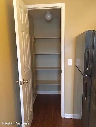 3 bed, 1080 sqft, $1,400 — Photo 4