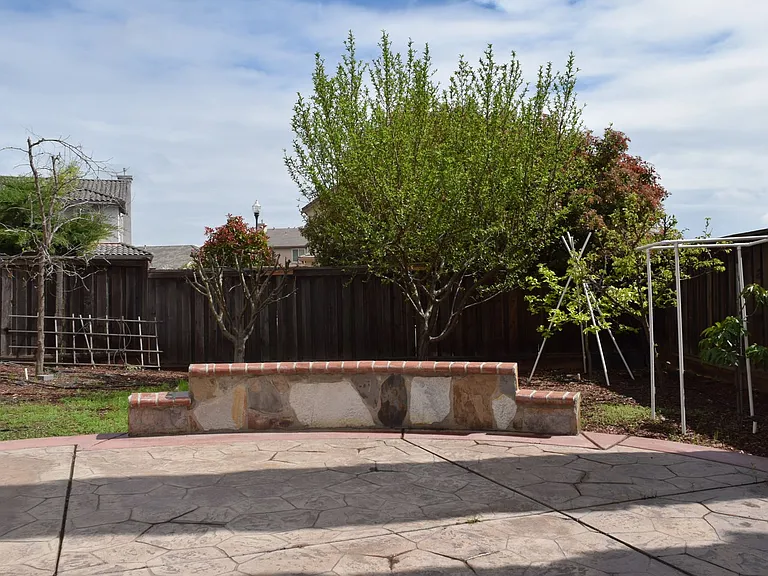 16210 Sheltered Cv E — Photo 22